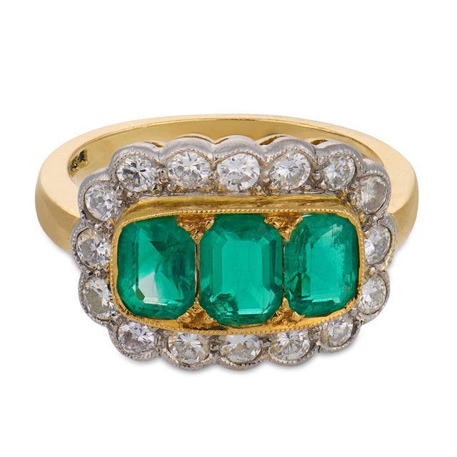 Mid-Century Modern 1940s Retro English Gia Colombia No Oil Emerald Diamond 18k Two Tone Gold Ring, Size 4 For Sale - Image 3 of 8