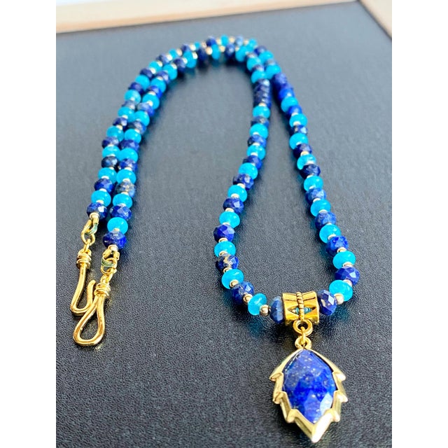 2020s Artisan Handcrafted Lapis Lazuli Pendant Necklace in Blue Chalcedony and Golden Hematite For Sale - Image 5 of 15