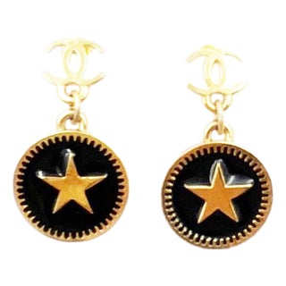 Chanel Vintage Gold Plated CC Star Round Black Coin Dangle Piercing Earrings, A Pair For Sale