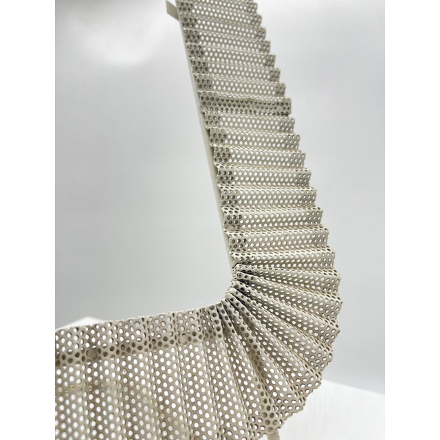 Vintage White Pleated Metal Photo Frame by Mathieu Matégot for Atelier Matégot, France, 1950 For Sale - Image 9 of 12