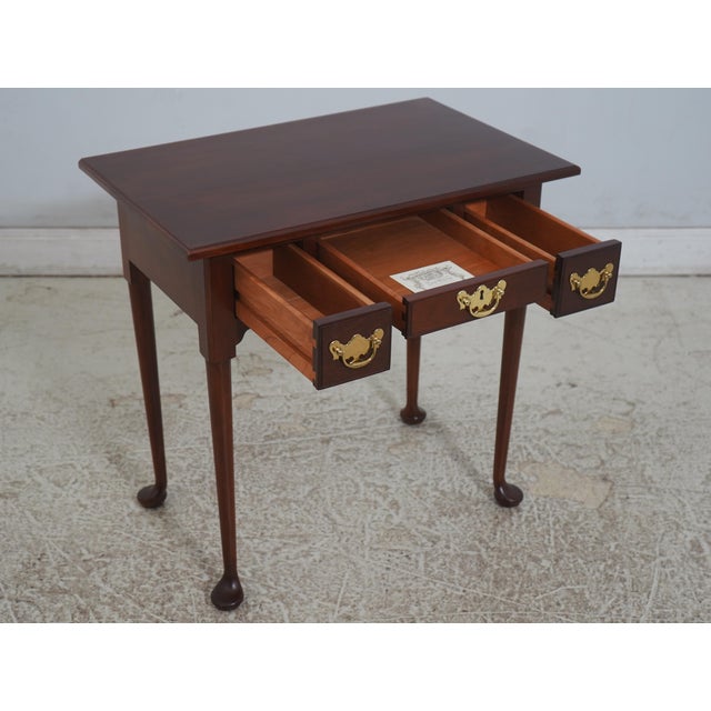 Queen Anne 1990s Stickley Colonial Williamsburg Wa-1059 Mahogany 3 Drawer Console Table For Sale - Image 3 of 18