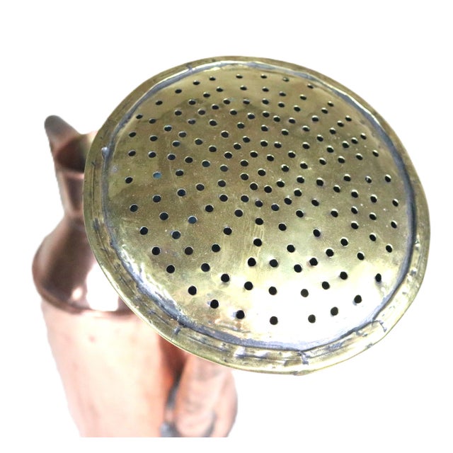 French Mid 19th Century French Copper Watering Can For Sale - Image 3 of 7