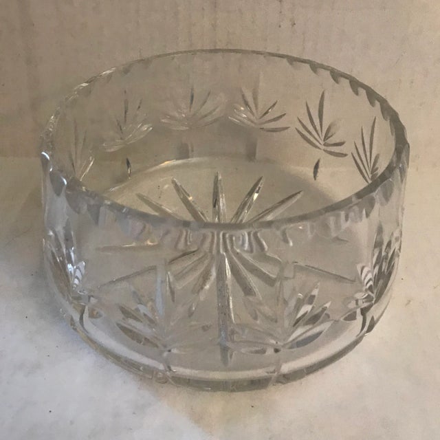 Transparent 1980s Crystal Bowl Etched With Ribbed Rim For Sale - Image 8 of 8