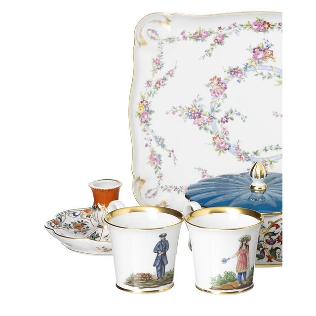 Porcelain Vista Alegre Collectors Club Dinnerware Set, Set of 7 For Sale - Image 3 of 8