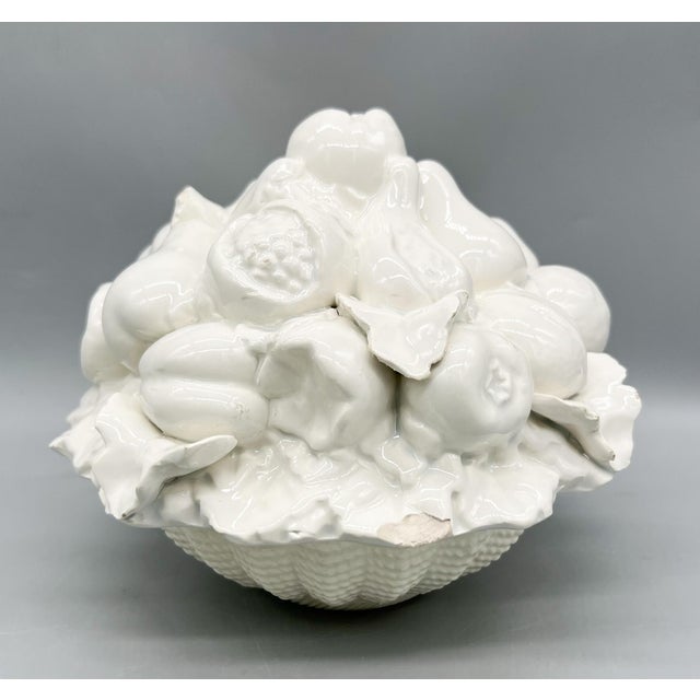 White Italian White Ceramic Fruit Tureen or Covered Bowl - Blanc De Chine - Mid Century, Neoclassical, Hollywood Regency For Sale - Image 8 of 18