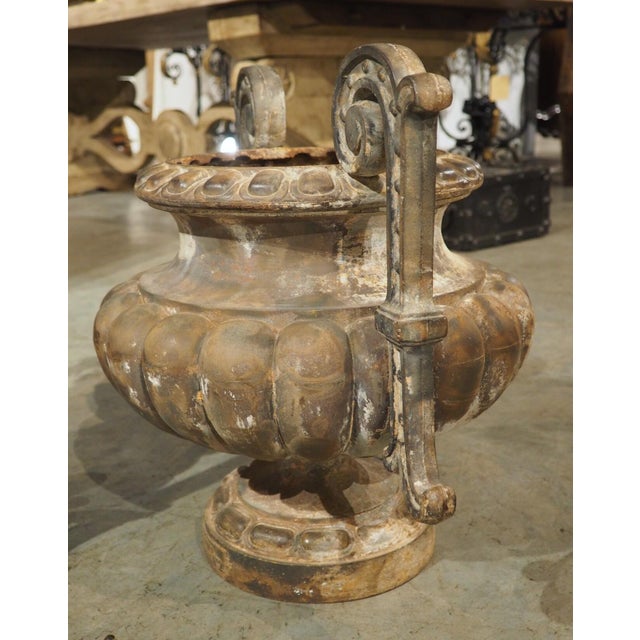 Chocolate Pair of 19th Century Alfred Corneau Stamped Cast Iron Pots From France, “No. 2” For Sale - Image 8 of 18