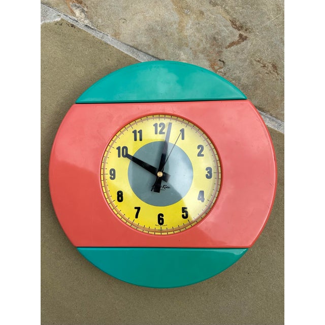 Vintage Street Kids Quartz Plastic Wall Clock Color Block Y2k Memphis Style For Sale - Image 4 of 4