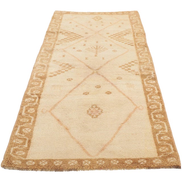 Modern Late 20th Century Vintage Turkish Oushak Rug - 02'07 X 06'10 For Sale - Image 3 of 9
