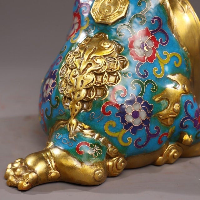 Bronze Gilt Bronze Cloisonné Enamel Toad-Form Box With Bagua Motif For Sale - Image 8 of 9