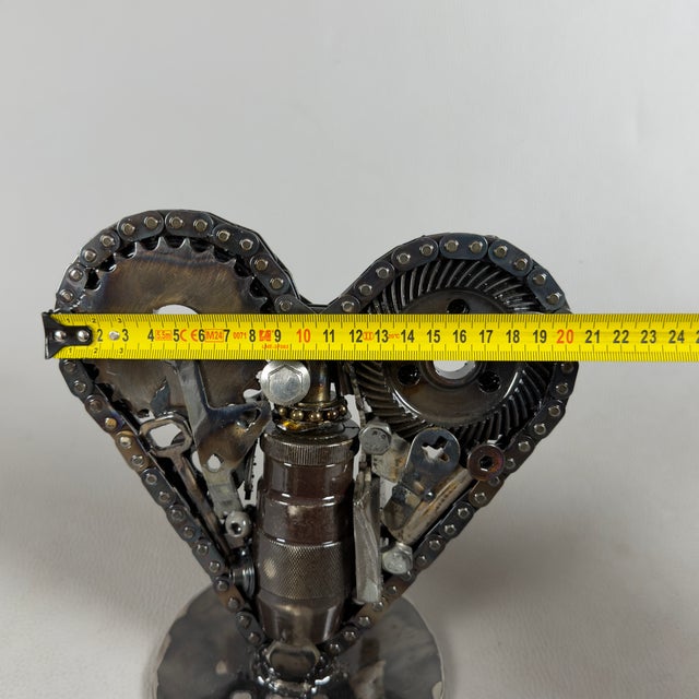 Simon Saronni, Heart Sculpture, 2025, Recycled Art Metal For Sale - Image 13 of 15