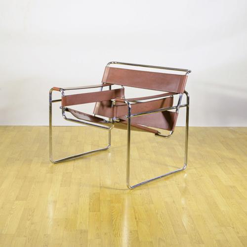 Model B3 Wassily Chair in Cognac Leather by M. Breuer for Knoll, 1940s For Sale - Image 3 of 18