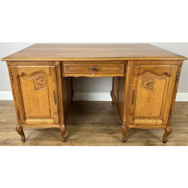 Vintage French Louis XIV Style Carved Oak 8-Drawer Sideboard For Sale - Image 5 of 18