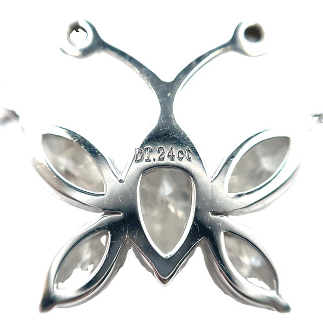 14k Gold 1.24 Carat Diamond Butterfly Pendant Necklace For Sale - Image 4 of 8