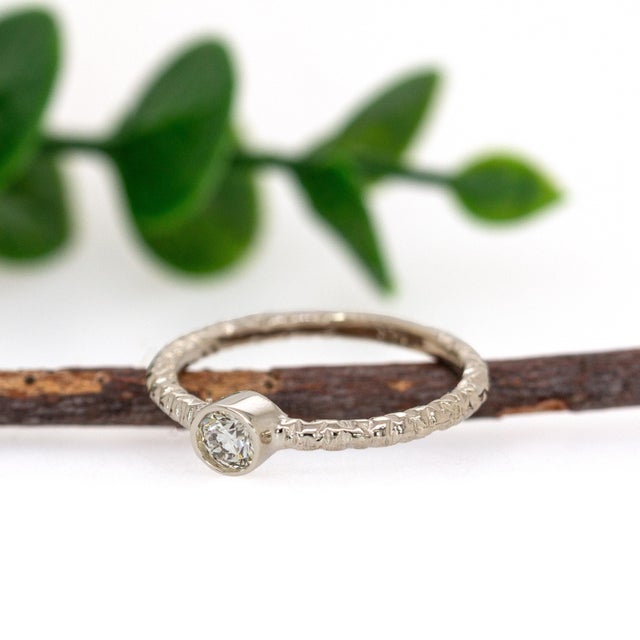 Solitaire Lab Grown Diamond Ring in Solid 14k White Gold, Size 6.75 For Sale - Image 4 of 7