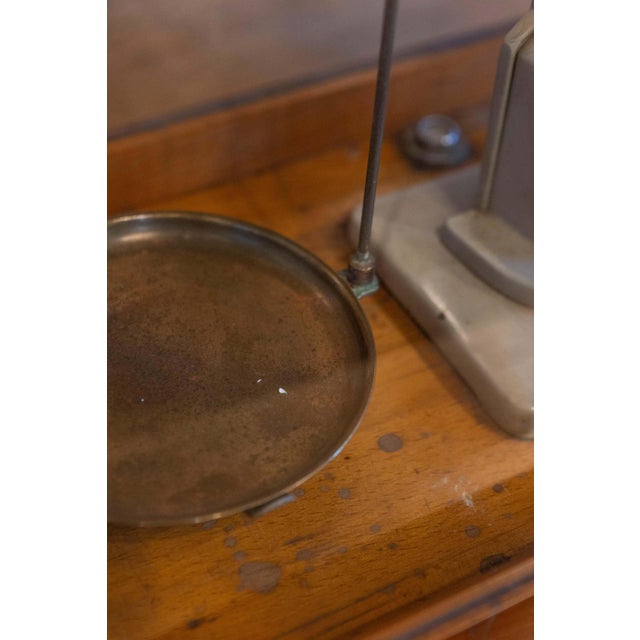 20th Century German Glass Case Scale For Sale - Image 16 of 18