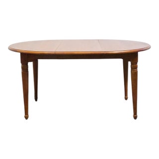 Thomasville Furniture Solitaire Collection Early American Style 62" Dining Table 23221-711 For Sale
