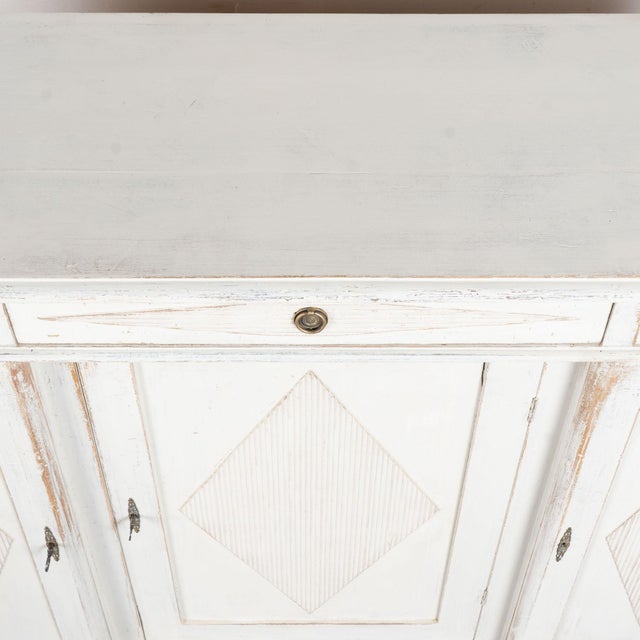 19th Century Swedish White Gustavian Pine Sideboard Buffet For Sale - Image 4 of 18