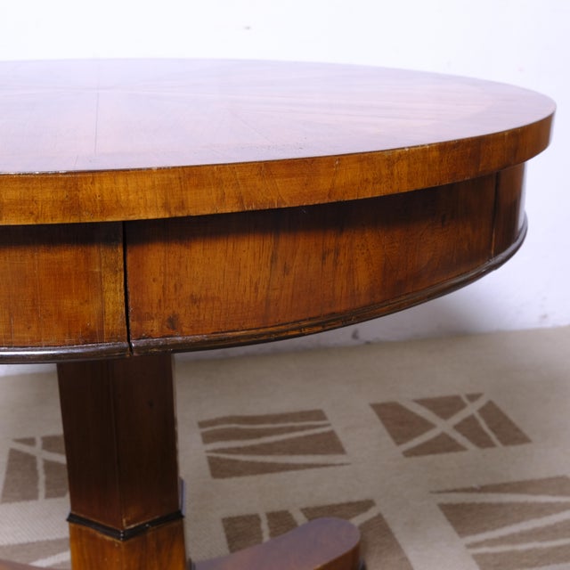 Antique Mid 19th Century Empire Round Coffee Table with Drawer For Sale - Image 4 of 18
