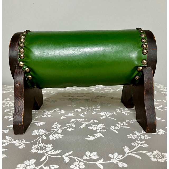 Early 20th Century Antique Pegged-Joint Rolling Pin Gout Stool in Verdant Green Leatherette For Sale - Image 5 of 18