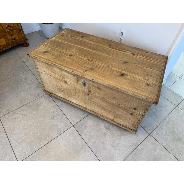 Wood Farmhouse Chest in Wood, 1850s For Sale - Image 7 of 10