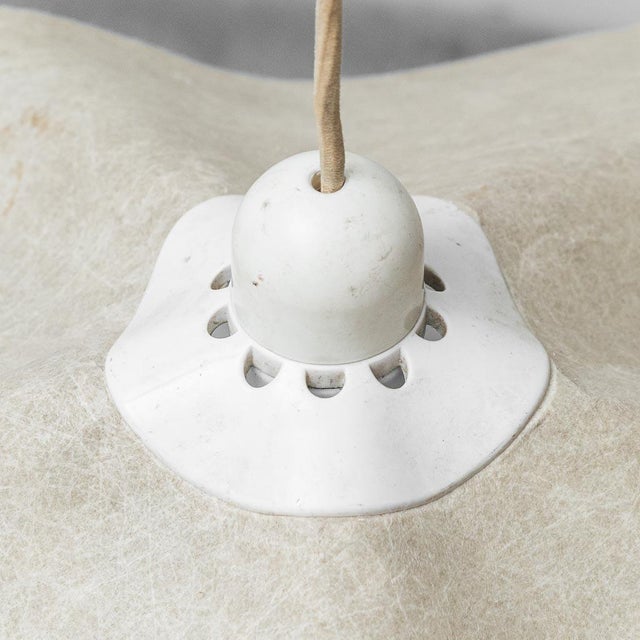 Area Pendant attributed to Mario Bellini for Artemide, 1970s For Sale - Image 10 of 12