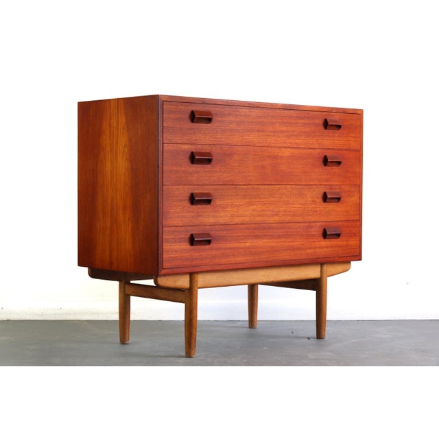 Danish Modern Borge Mogensen Teak and Oak Chest of Drawers, Denmark For Sale In Orlando - Image 6 of 6