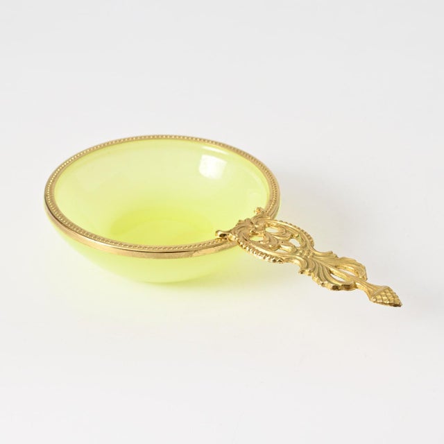 Mid-Century Modern Italian Uranium Opaline Glass Bowl from Vincenzo Nason, 1960s For Sale - Image 3 of 12