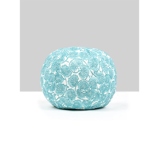 Contemporary The House Of Scalamandré May Circle Pillow In Turquoise For Sale - Image 3 of 3