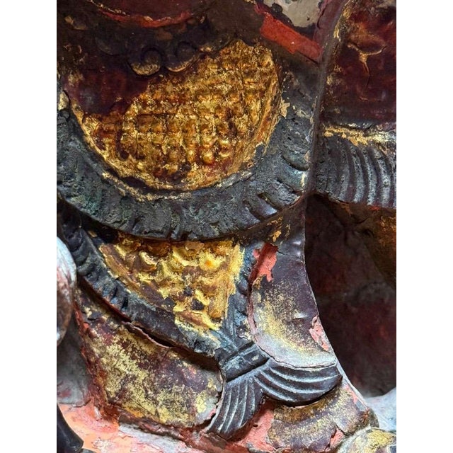 Chinese Polychrome Wooden Wooden Sculpture of the Qing Dynasty, 18th Century. For Sale - Image 16 of 17