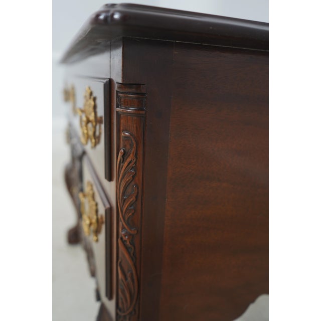 Kindel Winterthur Collection Mahogany Lowboy For Sale - Image 14 of 17