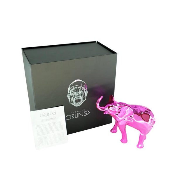 Richard ORLINSKI (1966) Elephant (Pink edition) Original resin sculpture Metallic Pink Dimensions: 14 x 12 x 5 cm...
