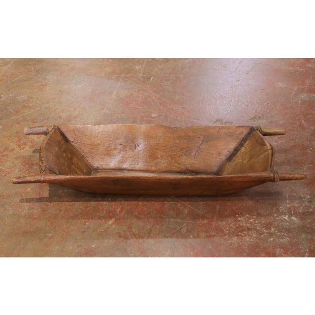 French 19th Century French Elm Dough Bowl With Hand-Carved Handle For Sale - Image 3 of 8