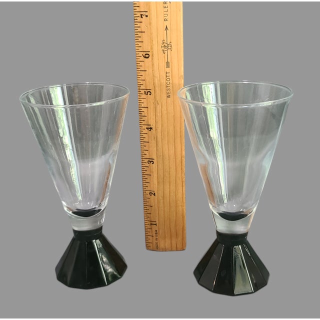 Art Deco Vintage Pair of French Luminarc Cocktail Glasses Black Art-Deco Bases For Sale - Image 3 of 6