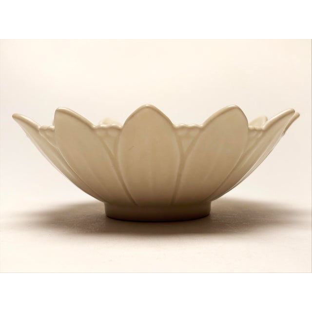 Cream 1936 Rookwood Cream Sunflower Bowl 6424 For Sale - Image 8 of 12