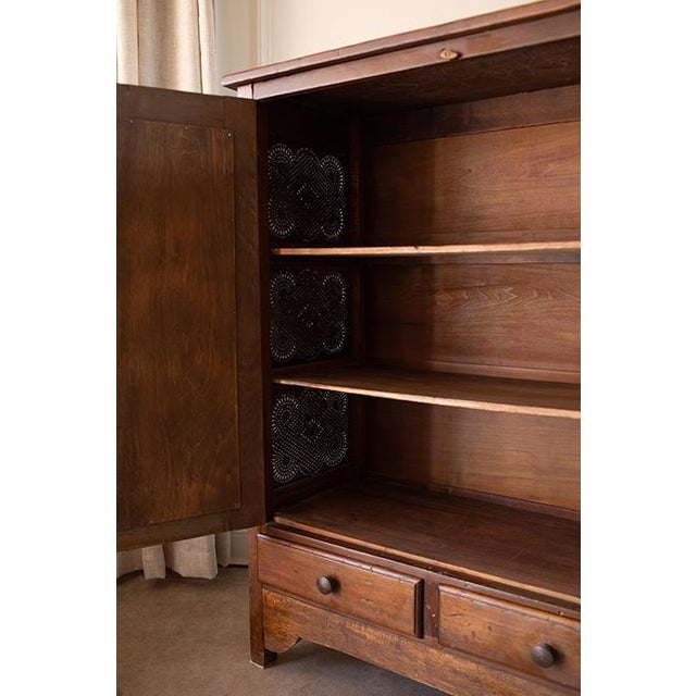 Mid 19th Century 19th Century American Pie Safe With Pierced Tin Panels For Sale - Image 5 of 15