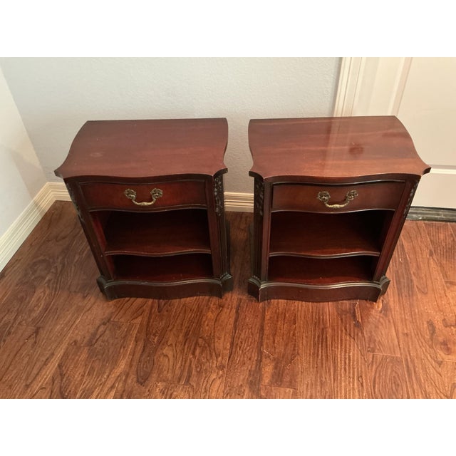 1940s Pair of Mahogany Night Stands For Sale - Image 4 of 12