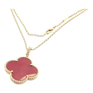 Van Cleef & Arpels Magic Alhambra Carnelian Pendant Long Rose Gold Necklace For Sale