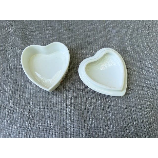 Vintage Wedgwood Floral Strawberry Porcelain Heart Trinket Box For Sale - Image 9 of 12