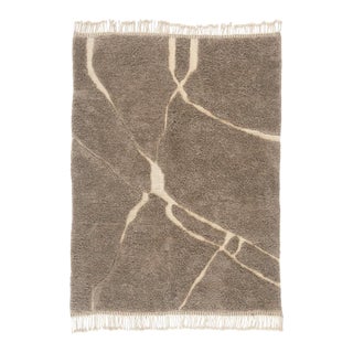 Abstract Fractured Line Hand-Knotted Moroccan Wool Rug | 9'4" X 7'1" | One of a Kind For Sale