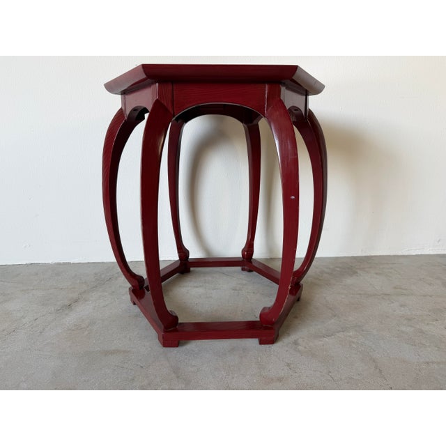 Baker Furniture Chinoiserie Style Red Lacquer Hexagonal Side Table For Sale - Image 4 of 12