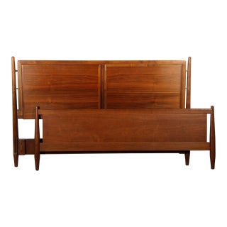 1970s Mid Century Modern Full Size Walnut Headboard and Footboard Bed by Drexel For Sale