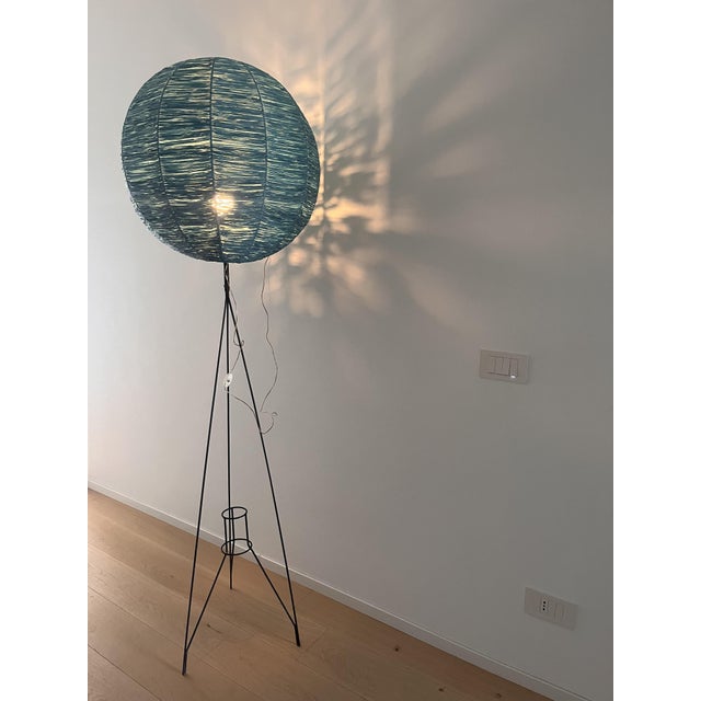 Mid-Century Tripod Floor Lamp with Blue Raffia Shade, 1950s For Sale - Image 6 of 12