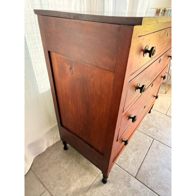 Early 19th Century Early 19th Century Beautiful American / New England Sheraton Chest of Drawers For Sale - Image 5 of 18
