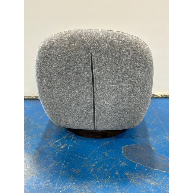 2020s Modern Slipper Swivel Chair. For Sale - Image 5 of 7