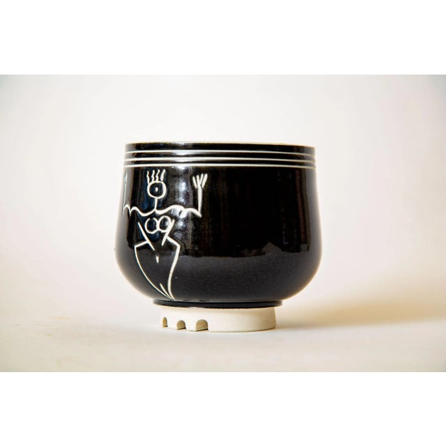 Black, White and Cobalt Blue Ceramic Abstract Bowl Signed Goldenberg For Sale - Image 4 of 11