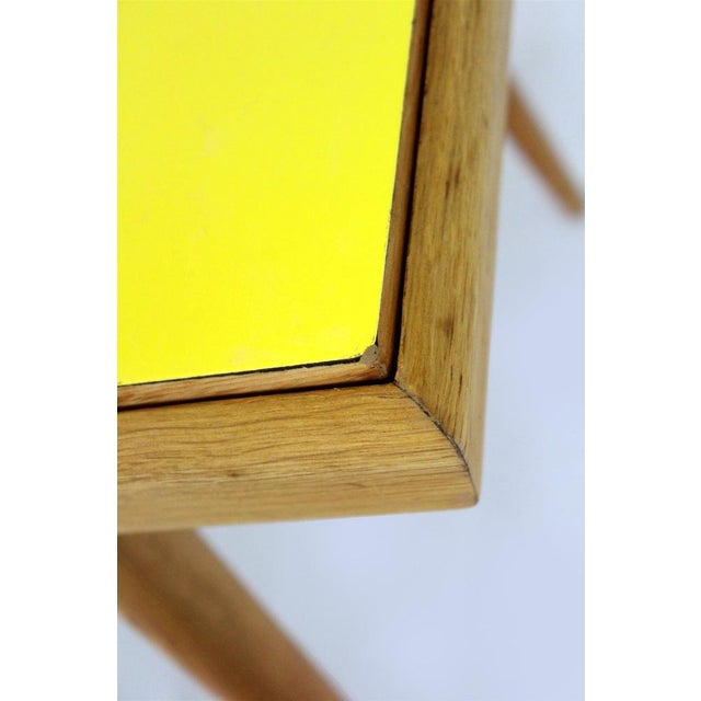 Coffee Table with Double-Sided Formica Top from Interier Praha, Former Czechoslovakia, 1960s For Sale - Image 17 of 18