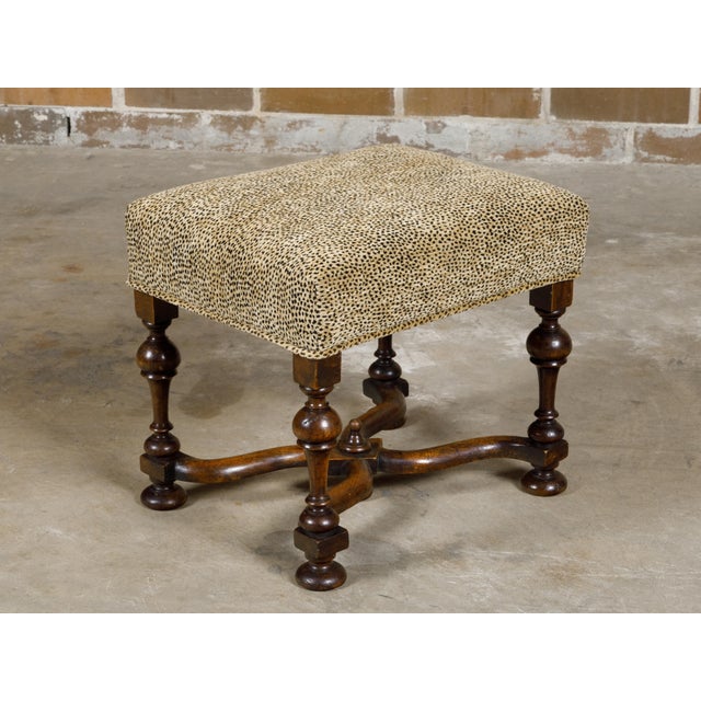 William and Mary Style English 1900s Stool with Turned Legs and X-Form Stretcher For Sale - Image 9 of 11