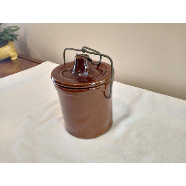 Mid-Century Modern Vintage Brown 5" Crock With/ Lid and Wire Bail For Sale - Image 3 of 6
