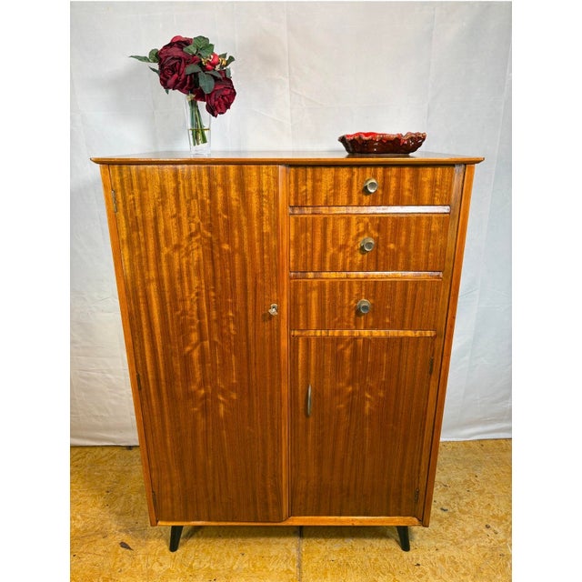 Mid-Century Modern Teak Wardrobe by Austinsuite, 1960 For Sale - Image 14 of 15