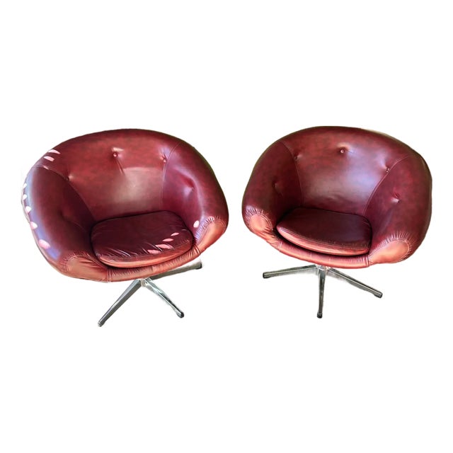 Pair of Vintage Mod Overman International Red Vinyl Swivel Pod Chairs Ca 1978 For Sale